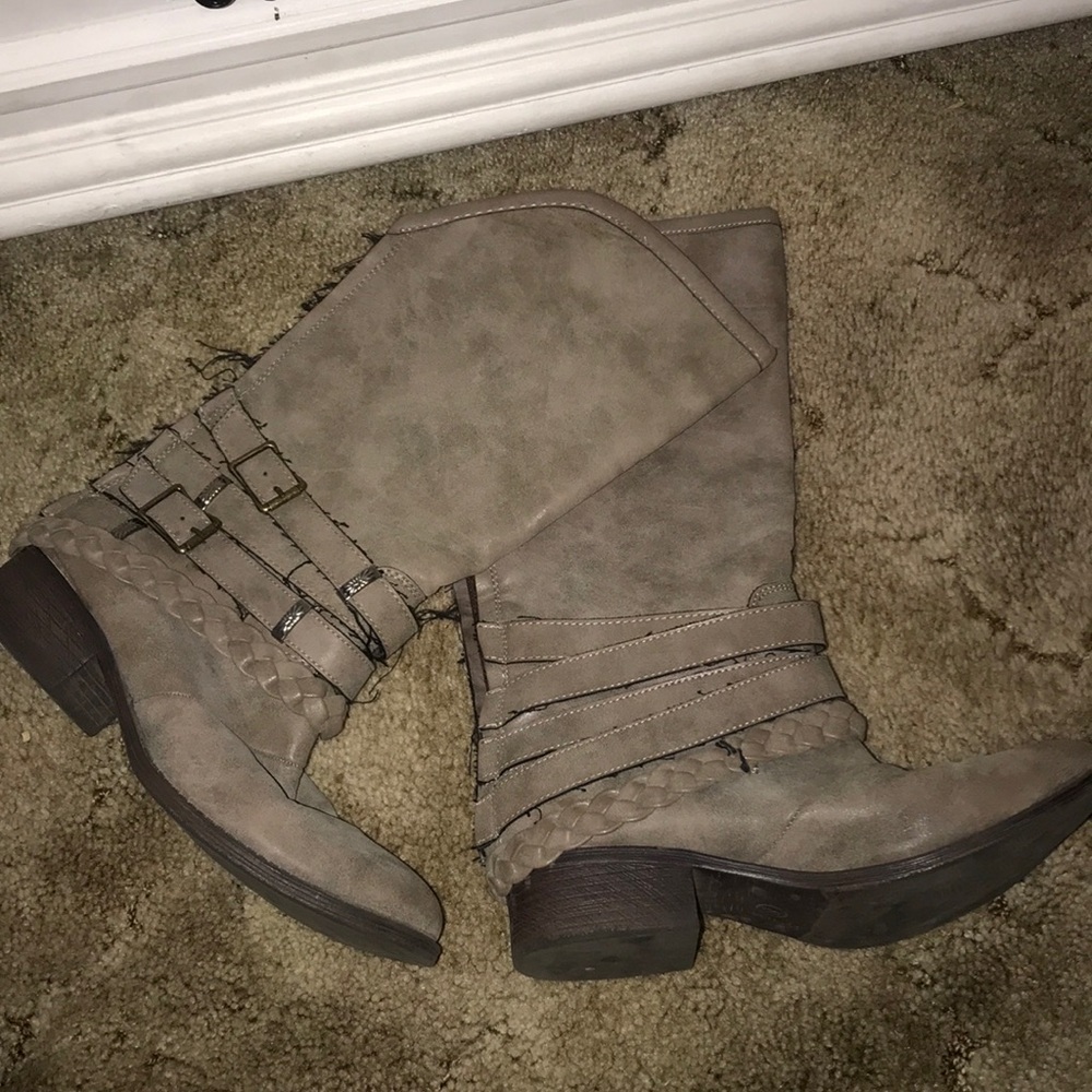 Grey boots!